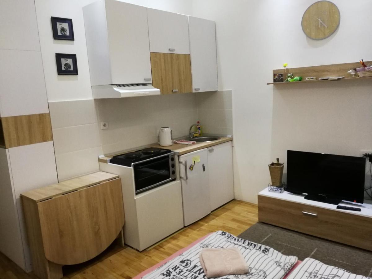 Imperia Apartments Belgrade Room photo